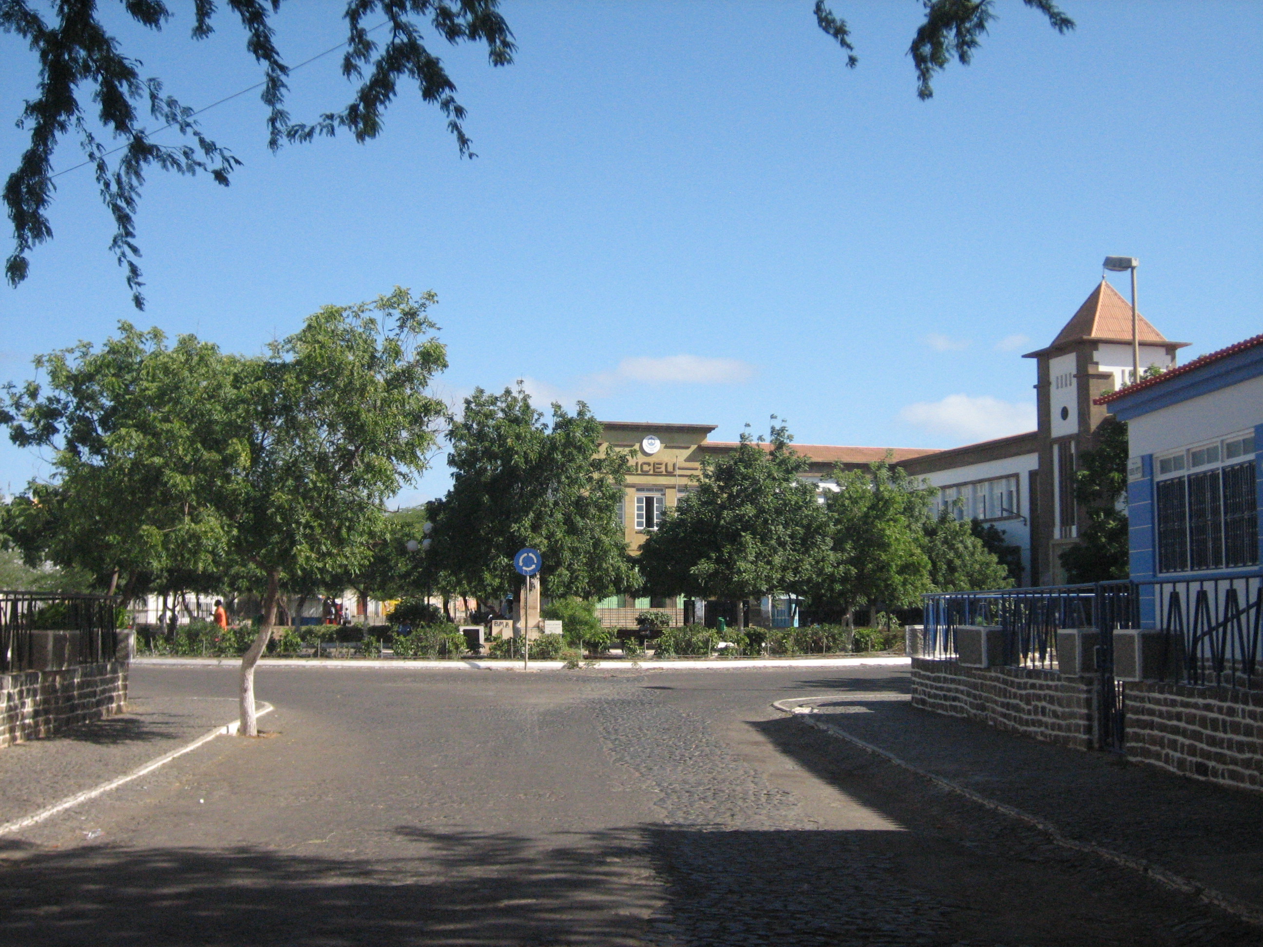 Fly to Praia and meet the capital from the Plateau route image