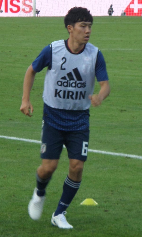 Wataru Endo Football Photos