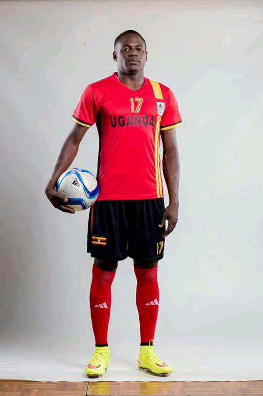 Farouk Miya football photo