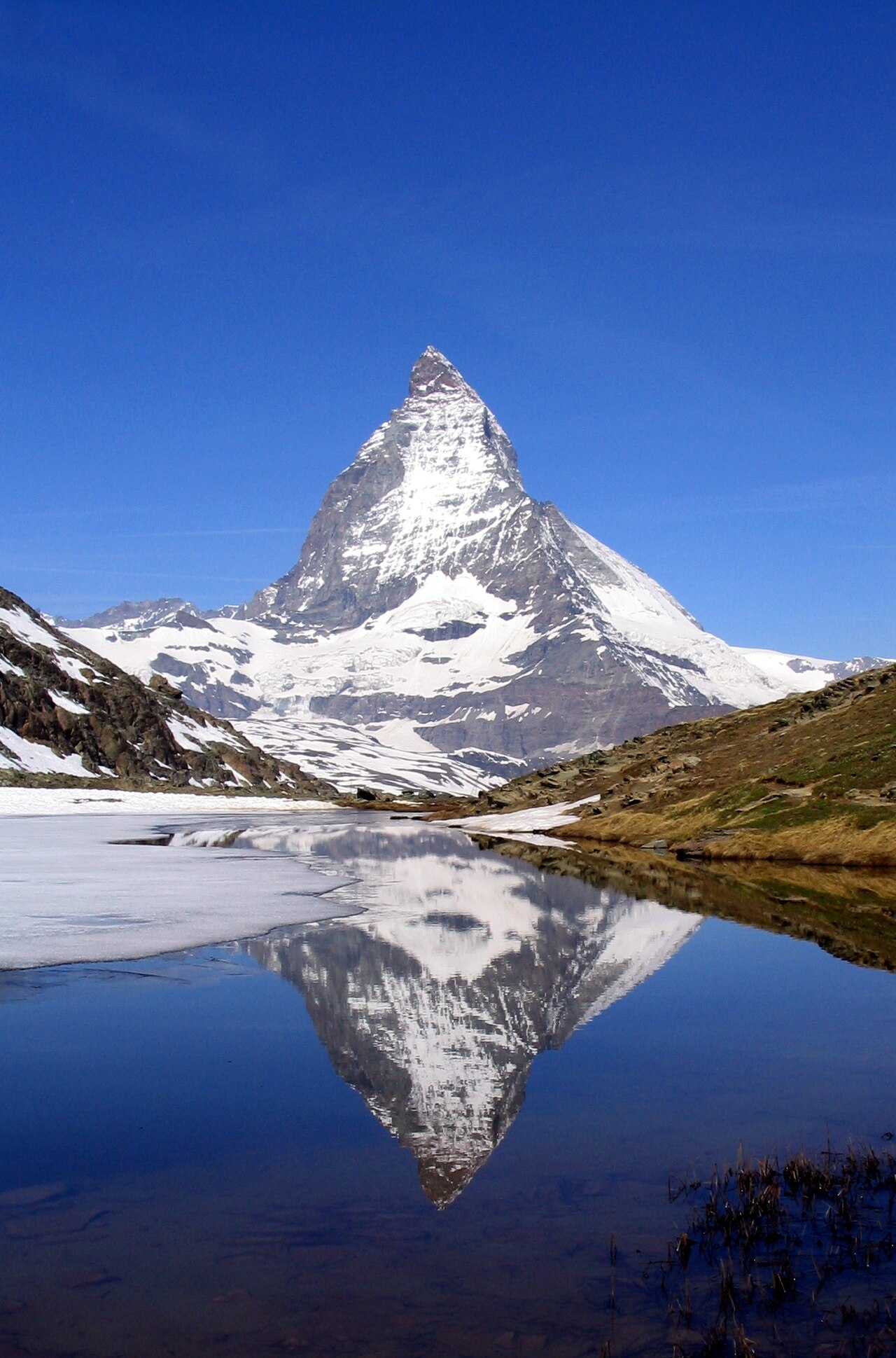 Interlaken and Jungfrau: Expensive but memorable route image